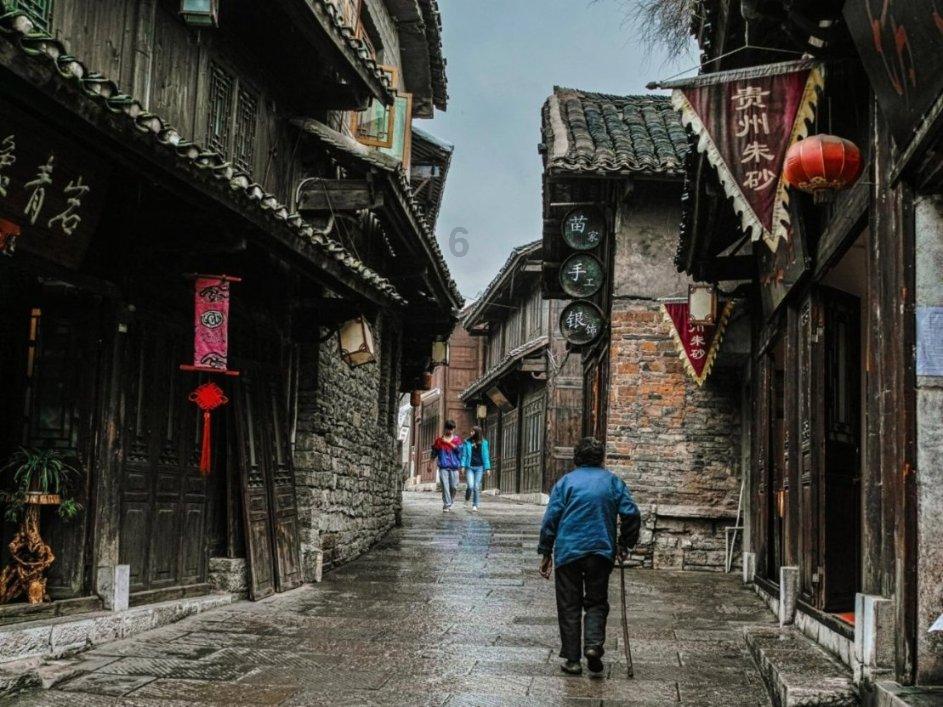相扑选手大跳跃