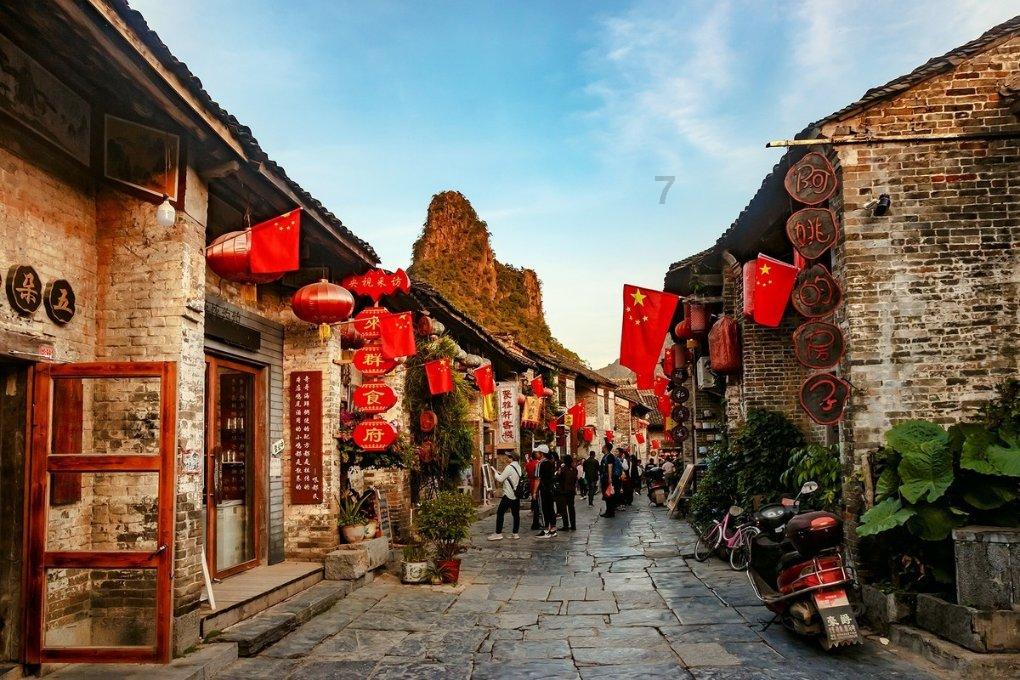 买新房时需要关注房子的哪些信息？哪些房子是华而不实的？游戏画面